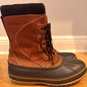 New Never Worn, L.L. Bean Ladies Snow Boots with Tumbled Leather New without box